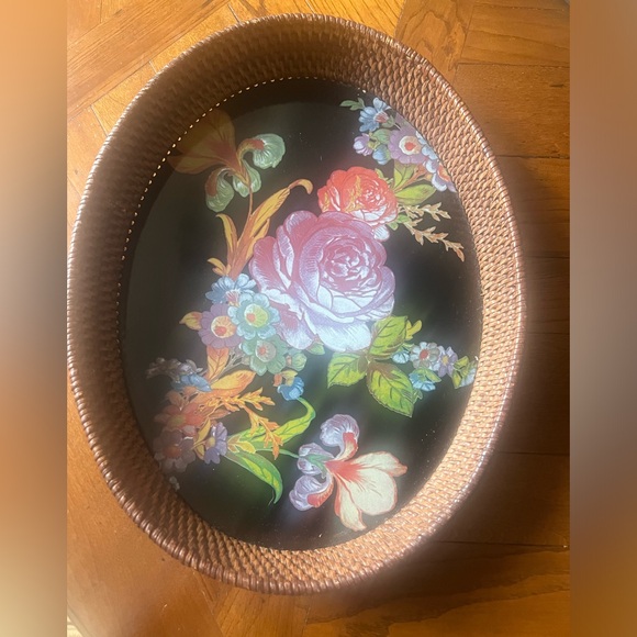 - Mackenzie Childs Black Floral wicker tray - Picture 2 of 13
